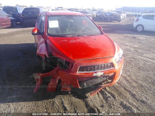 1G1JA6SH7D4123017 - 2013 CHEVROLET SONIC LS 橙色 照片 6