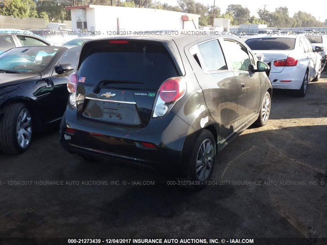 KL8CL6S00GC568464 - 2016 CHEVROLET SPARK EV 2LT BLACK photo 4