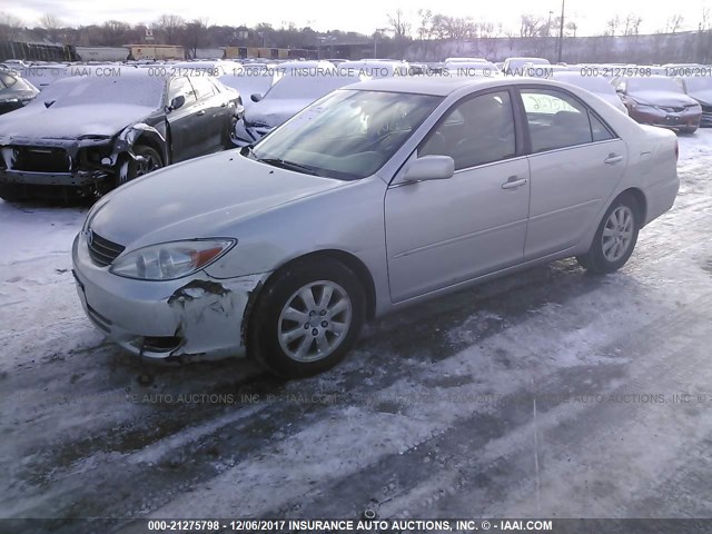4T1BF30K73U556471 - 2003 TOYOTA CAMRY LE/XLE/SE ვერცხლისფერი ფოტო 2
