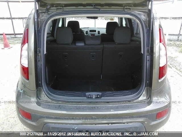 KNDJT2A52D7553537 - 2013 KIA SOUL BROWN photo 8