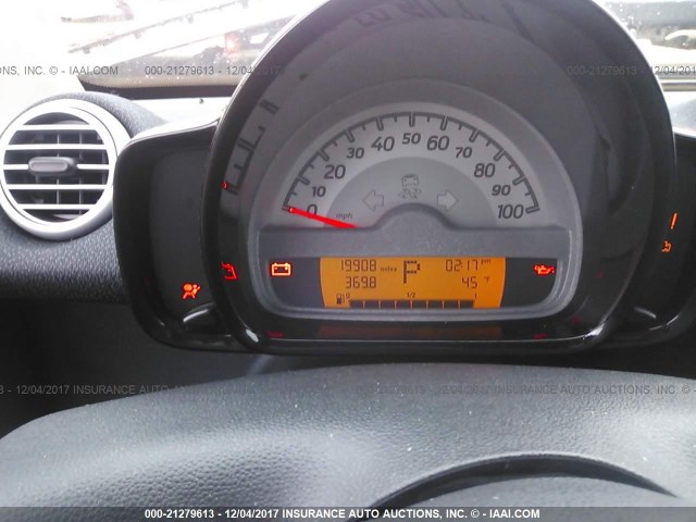 WMEEJ3BA7EK754813 - 2014 SMART FORTWO PURE/PASSION WHITE photo 7