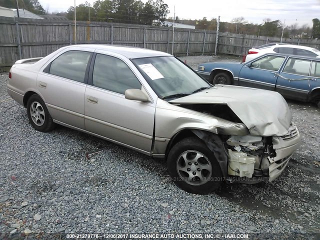 4T1BG22K6XU417720 - 1999 TOYOTA CAMRY CE/LE/XLE 金色 照片 1