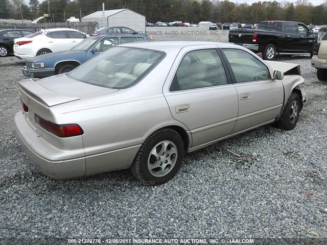 4T1BG22K6XU417720 - 1999 TOYOTA CAMRY CE/LE/XLE GOLD photo 4