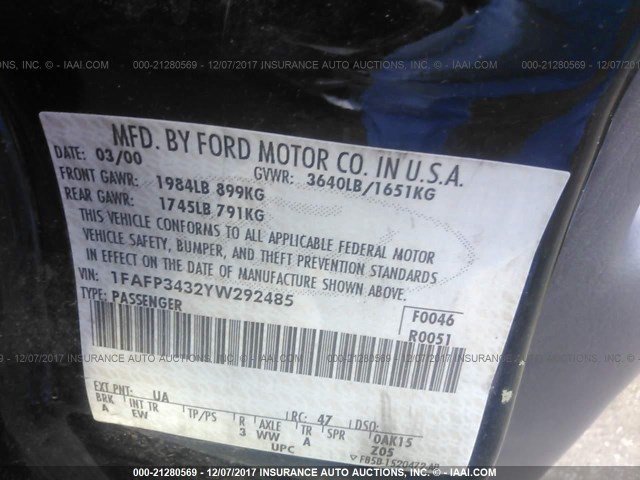 1FAFP3432YW292485 - 2000 FORD FOCUS SE/SE SPORT BLACK photo 9