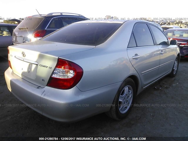 4T1BF32K73U044335 - 2003 TOYOTA CAMRY LE/XLE/SE 银色 照片 4