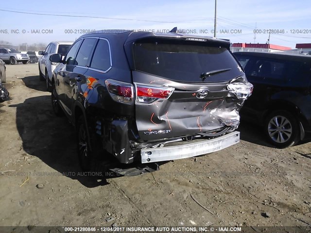 5TDJKRFH3GS275949 - 2016 TOYOTA HIGHLANDER XLE ნაცრისფერი ფოტო 3