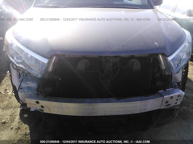 5TDJKRFH3GS275949 - 2016 TOYOTA HIGHLANDER XLE ნაცრისფერი ფოტო 6