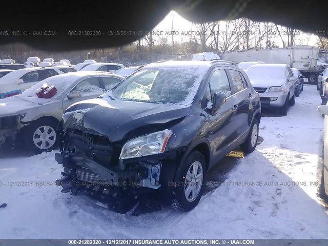 3GNCJPSB3GL266165 - 2016 CHEVROLET TRAX 1LT GRAY photo 2