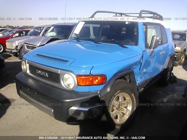 JTEZU11F970008818 - 2007 TOYOTA FJ CRUISER BLUE photo 6