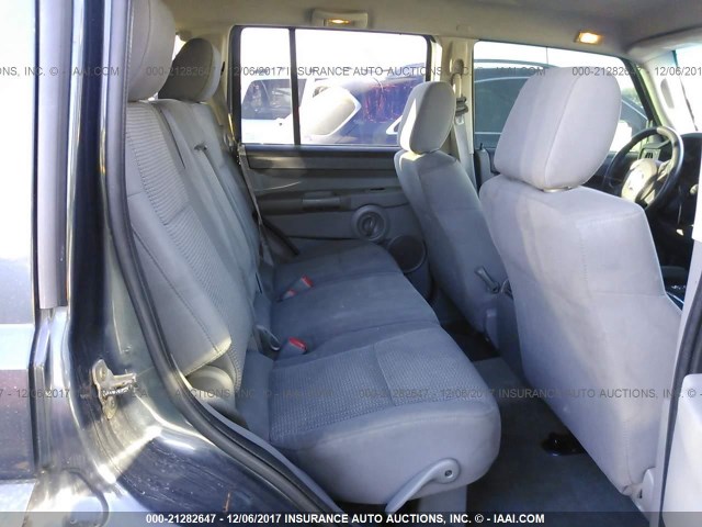 1J8HG48K77C611334 - 2007 JEEP COMMANDER BLUE photo 8