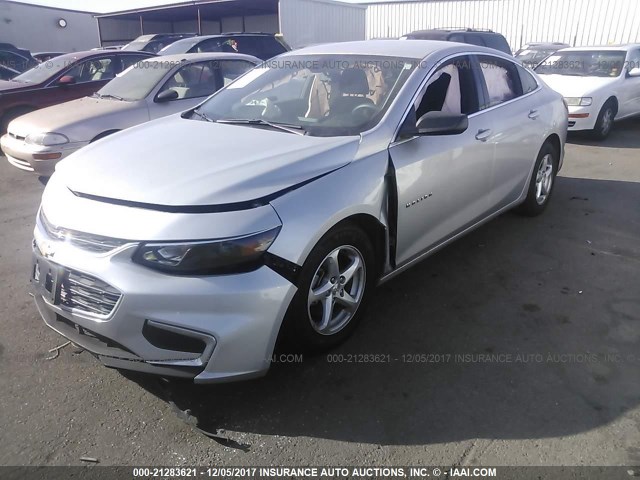 1G1ZB5ST1HF161075 - 2017 CHEVROLET MALIBU LS 银色 照片 2