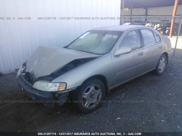 1N4DL01DXYC206923 - 2000 NISSAN ALTIMA XE/GXE/SE/GLE TAN photo 2