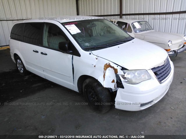 2A8HR44H28R721298 - 2008 CHRYSLER TOWN & COUNTRY LX WHITE photo 1