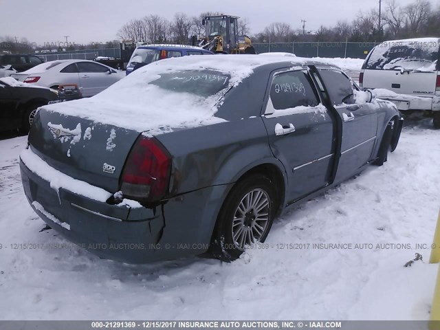 2C3LA53G36H111991 - 2006 CHRYSLER 300 TOURING GRAY photo 4