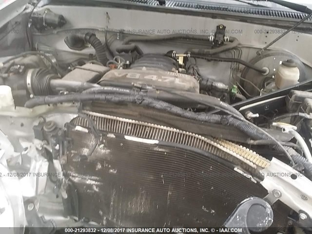 5TBET34145S466500 - 2005 TOYOTA TUNDRA DOUBLE CAB SR5 SILVER photo 10