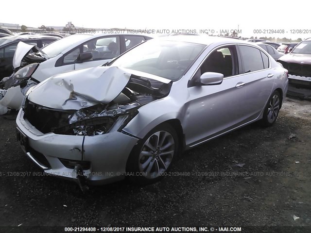 1HGCR2F59FA021905 - 2015 HONDA ACCORD SPORT Күміс фото 2
