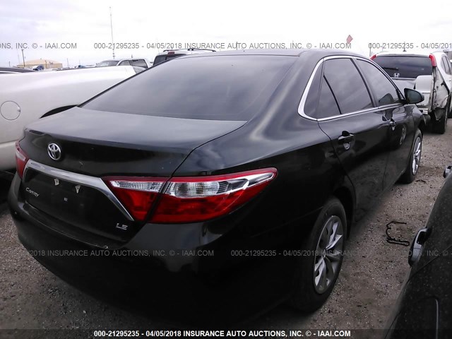 4T4BF1FK8GR577787 - 2016 TOYOTA CAMRY LE/XLE/SE/XSE BLACK photo 4