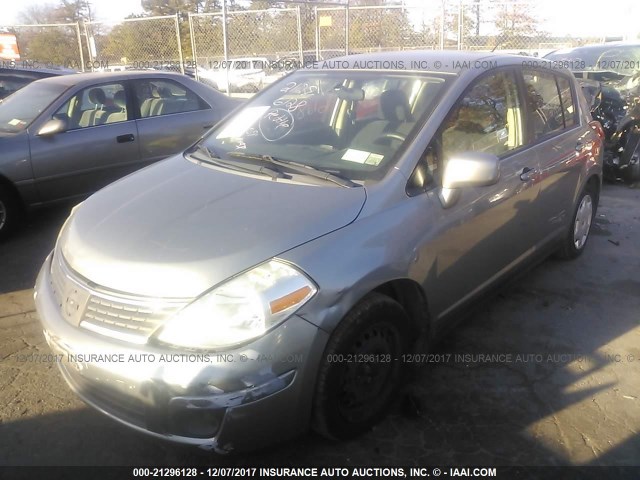 3N1BC13E89L353246 - 2009 NISSAN VERSA S/SL GRAY photo 2