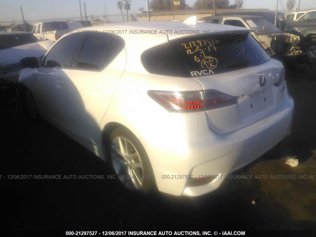 JTHKD5BH8G2257157 - 2016 LEXUS CT 200 WHITE photo 3