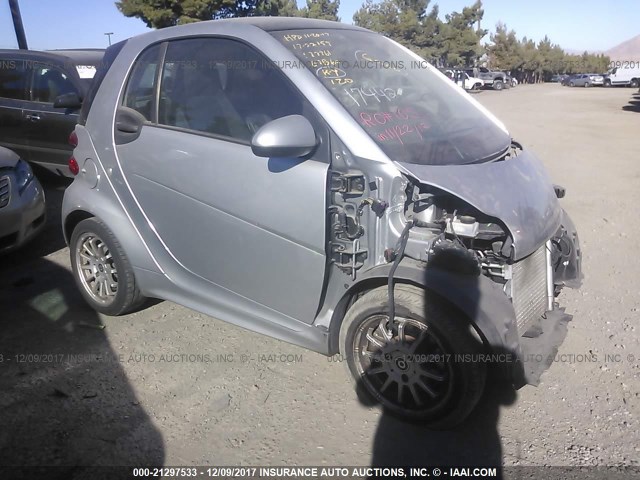 WMEEJ3BA8DK671051 - 2013 SMART FORTWO PURE/PASSION SILVER photo 1