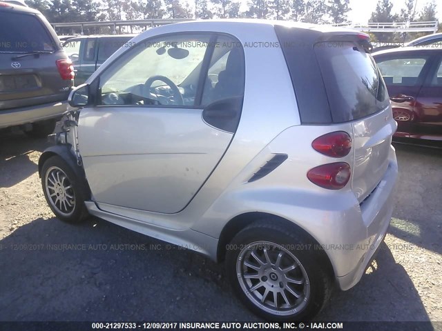 WMEEJ3BA8DK671051 - 2013 SMART FORTWO PURE/PASSION SILVER photo 3