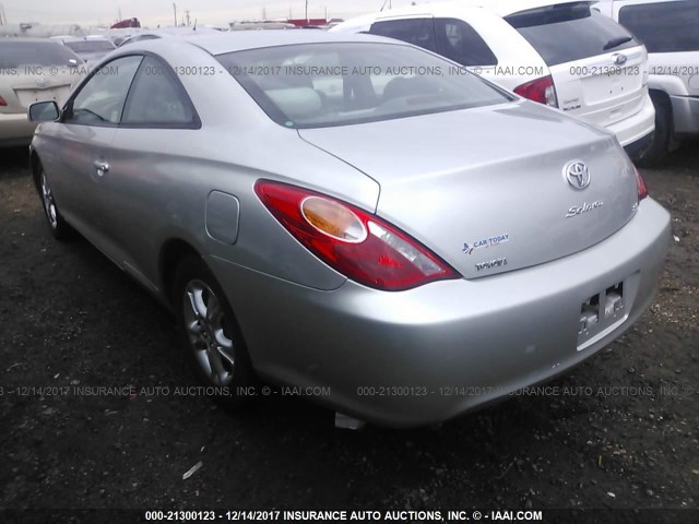 4T1CE38P06U749458 - 2006 TOYOTA CAMRY SOLARA SE/SLE SILVER photo 3