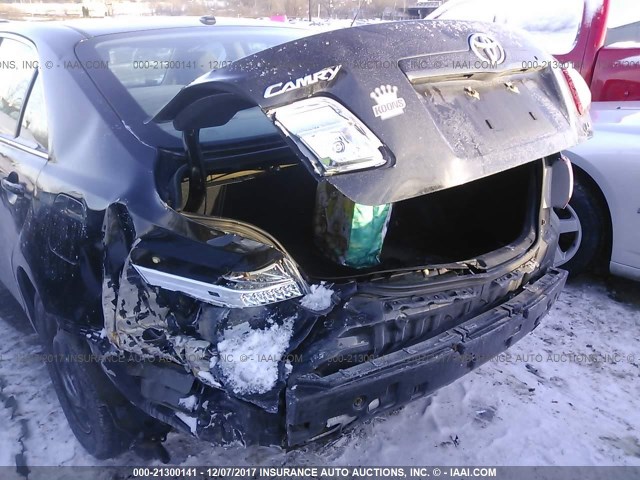 4T1BF3EK9AU012575 - 2010 TOYOTA CAMRY SE/LE/XLE BLACK photo 6