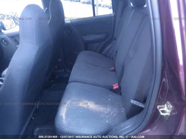 1J4GK48K42W170670 - 2002 JEEP LIBERTY SPORT 栗色 照片 8