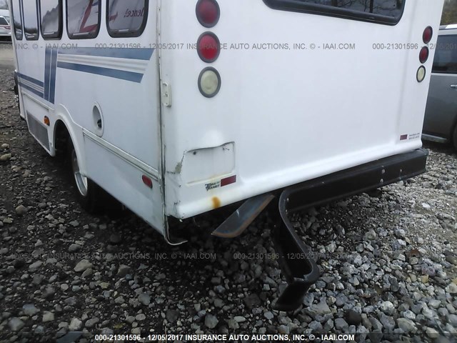 1GBJG31J2Y1276294 - 2001 CHEVROLET EXPRESS G3500  WHITE photo 7