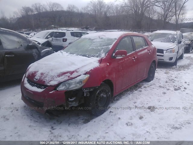 2T1KU40E09C189381 - 2009 TOYOTA COROLLA MATRIX  RED photo 2