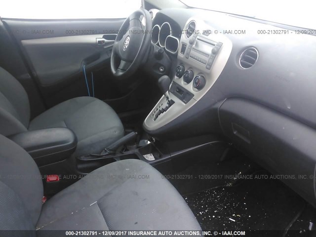 2T1KU40E09C189381 - 2009 TOYOTA COROLLA MATRIX  RED photo 5