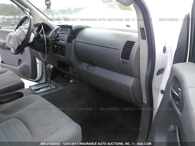 1N6BD06T06C409246 - 2006 NISSAN FRONTIER KING CAB XE WHITE photo 5