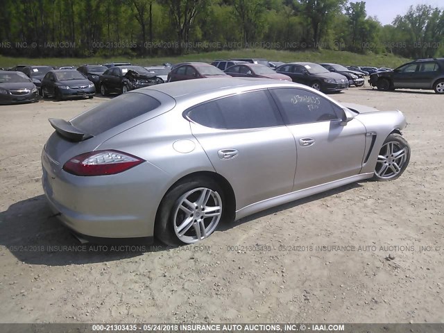 WP0AA2A72BL014850 - 2011 PORSCHE PANAMERA 2/4 SILVER photo 4