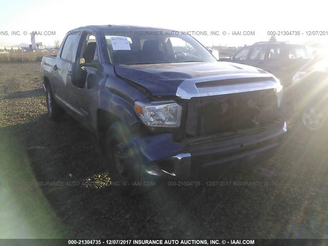 5TFDM5F13EX059058 - 2014 TOYOTA TUNDRA CREWMAX SR5 BLUE photo 1