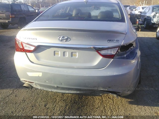 5NPEC4AC5DH688342 - 2013 HYUNDAI SONATA SE/LIMITED Light Blue photo 6