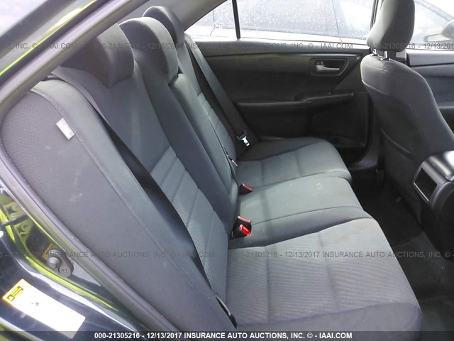 4T4BF1FK0GR545772 - 2016 TOYOTA CAMRY LE/XLE/SE/XSE BLUE photo 8