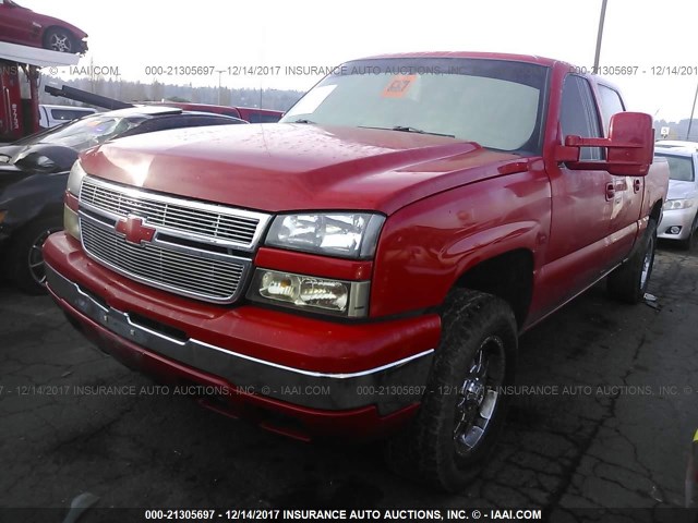 2GCEK13Z571169851 - 2007 CHEVROLET SILVERADO K1500 CREW CAB RED photo 2