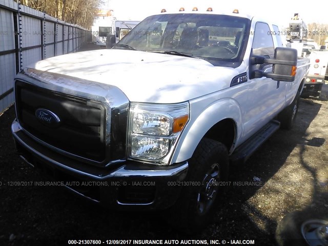 1FT8X3B61FED20456 - 2015 FORD F350 SUPER DUTY WHITE photo 2