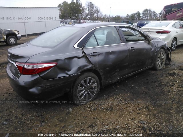 4T4BF1FK5FR446508 - 2015 TOYOTA CAMRY LE/XLE/SE/XSE Dark Brown photo 4