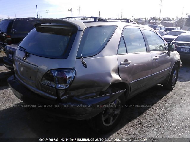 JTJHF10U820242402 - 2002 LEXUS RX 300 TAN photo 4