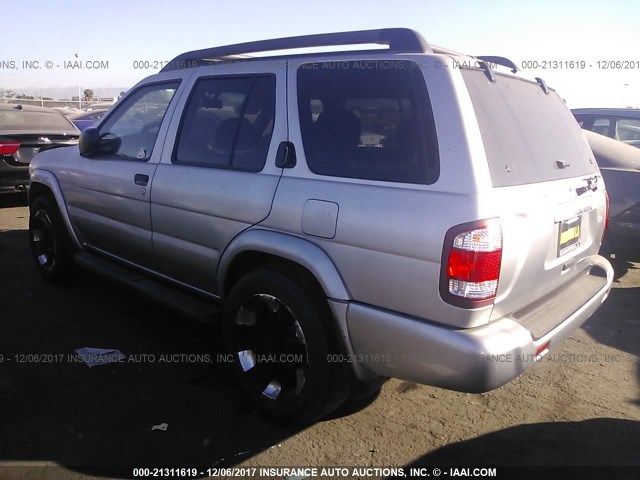 JN8DR09X22W652422 - 2002 NISSAN PATHFINDER LE/SE SILVER photo 3