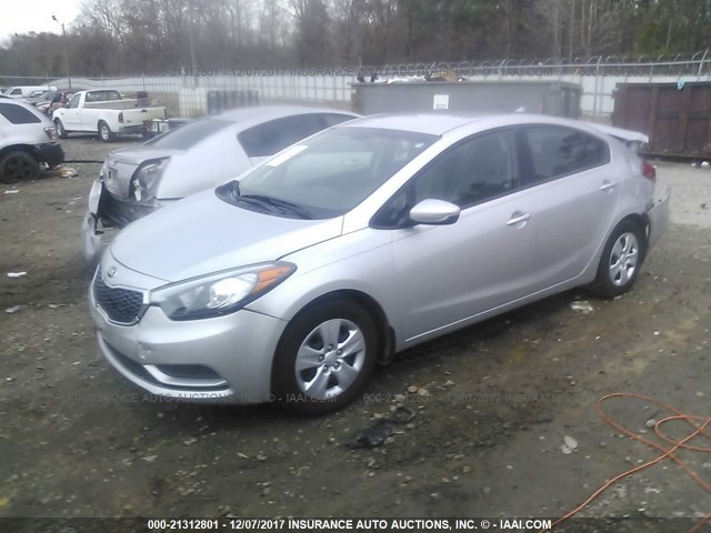 KNAFK4A6XF5259229 - 2015 KIA FORTE LX SILVER photo 2