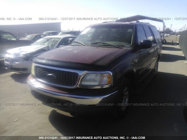 1FMRU1568YLB89629 - 2000 FORD EXPEDITION XLT RED photo 2