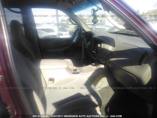 1FMRU1568YLB89629 - 2000 FORD EXPEDITION XLT Rot Foto 5