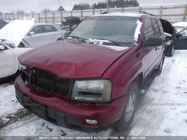 1GNDT13S732231389 - 2003 CHEVROLET TRAILBLAZER  RED photo 2