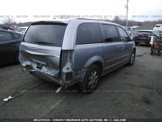 2C4RC1BG3DR629648 - 2013 CHRYSLER TOWN & COUNTRY TOURING SILVER photo 4