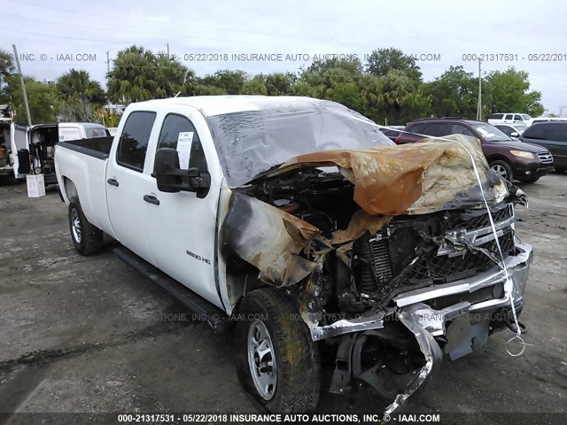 1GC1CVC8XBF113111 - 2011 CHEVROLET SILVERADO C2500 HEAVY DUTY WHITE photo 6