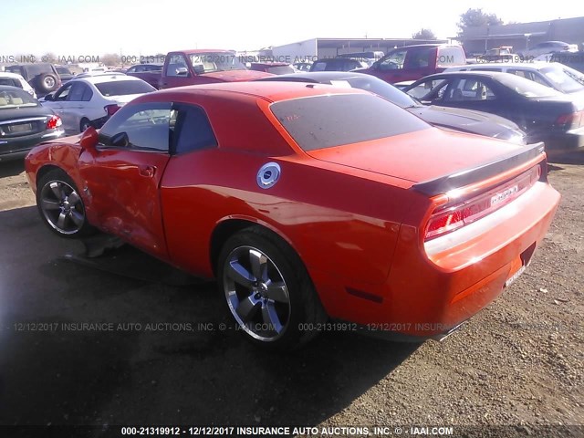 2B3LJ74W08H300356 - 2008 DODGE CHALLENGER SRT-8 ORANGE photo 3