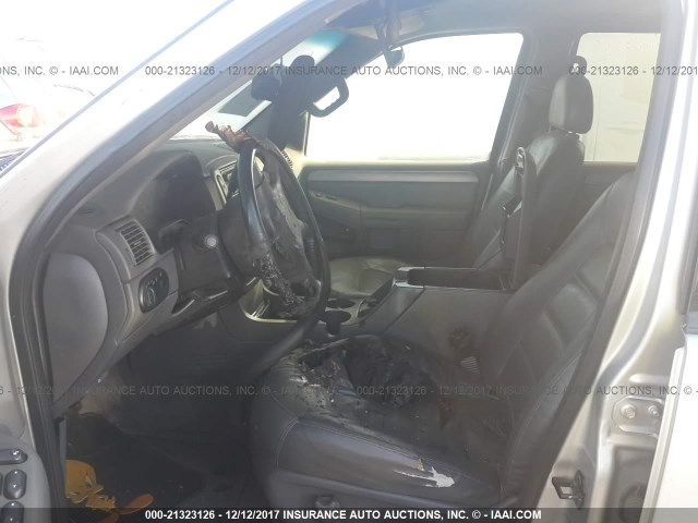 1FMZU73W03ZB01958 - 2003 FORD EXPLORER XLT/XLT SPORT/NBX SILVER photo 5