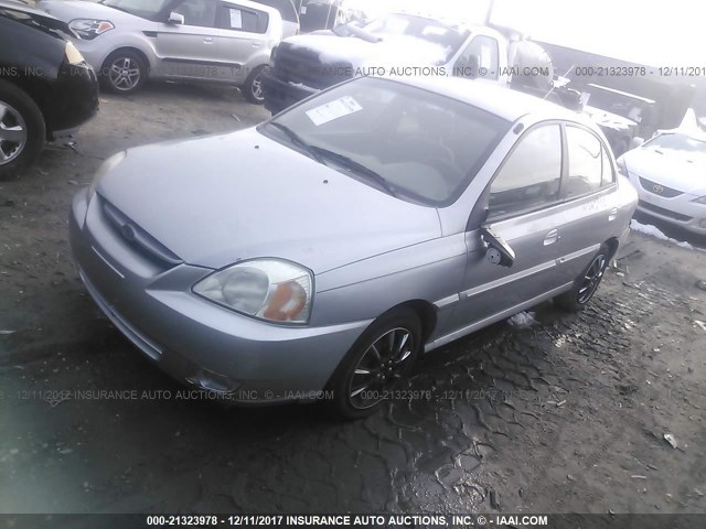 KNADC125256368527 - 2005 KIA RIO SILVER photo 2